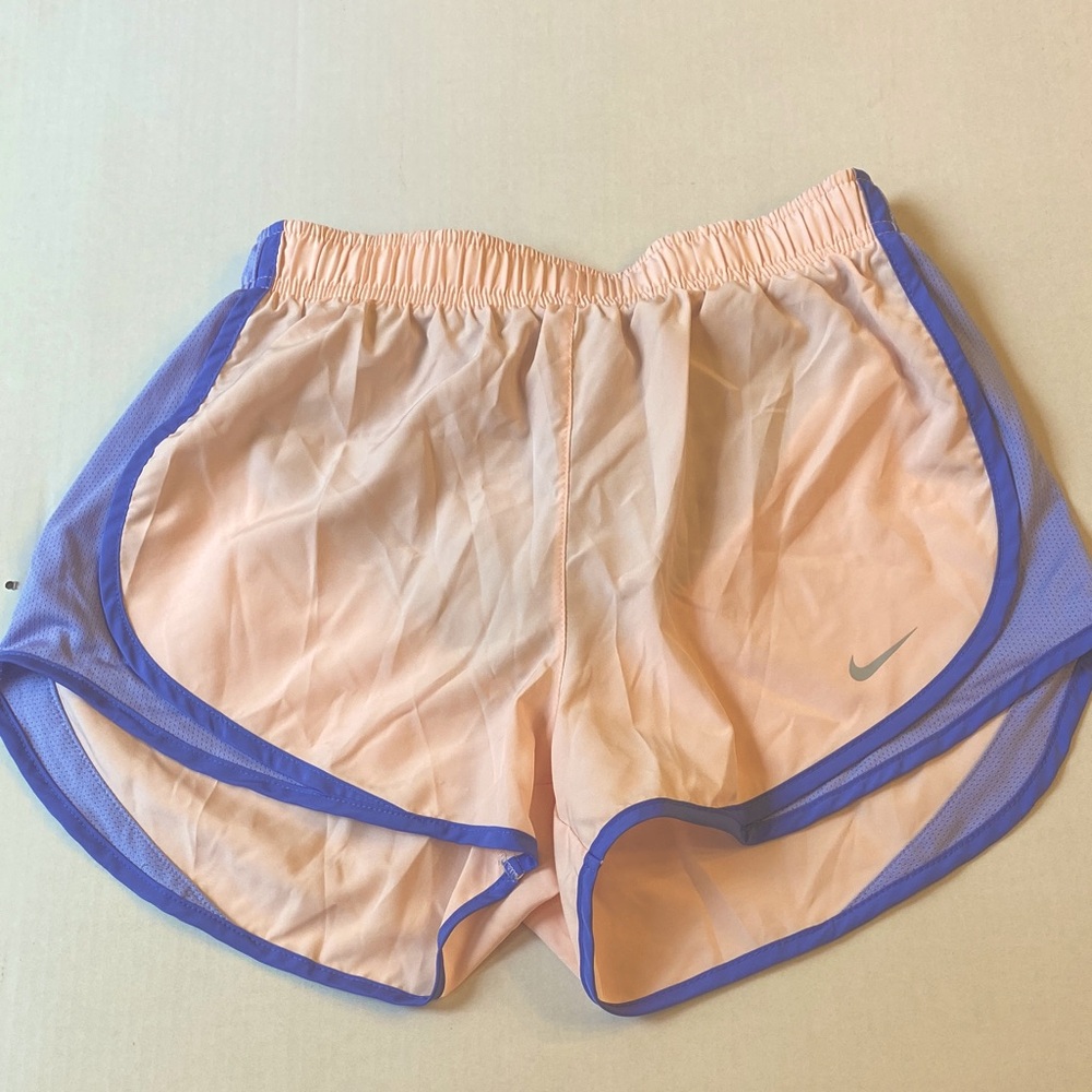 Nike Dri-Fit Women's Athletic Shorts in Peach and Purple. Size Small